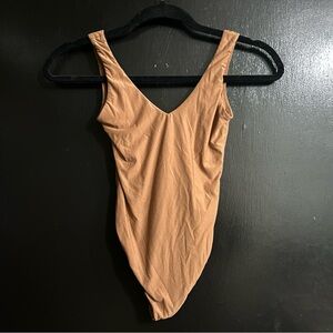 SMOOTHEZ Plunge V-Neck Bodysuit Tan / Light Brown XS AERIE